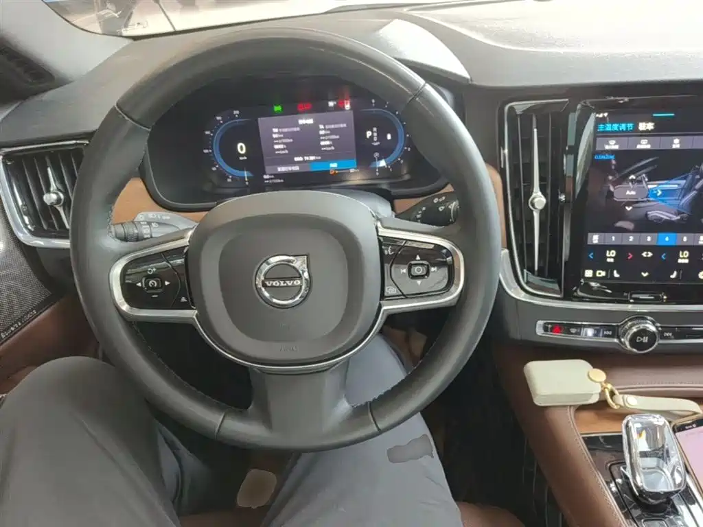 Volvo S90 2023 — фото 10