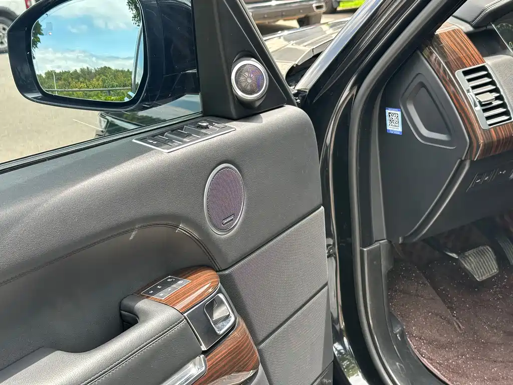 Land Rover Range Rover 2018 — фото 16