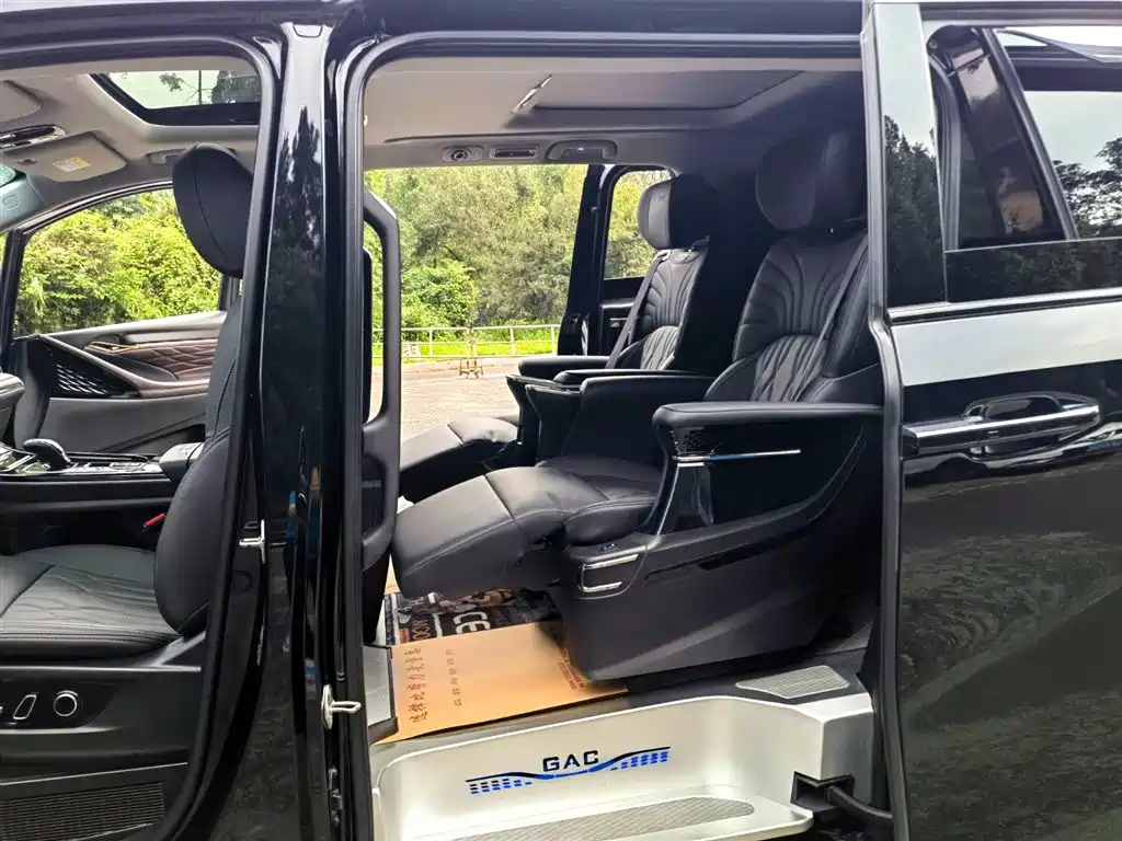 GAC Motor Trumpchi M8 2025 — фото 10