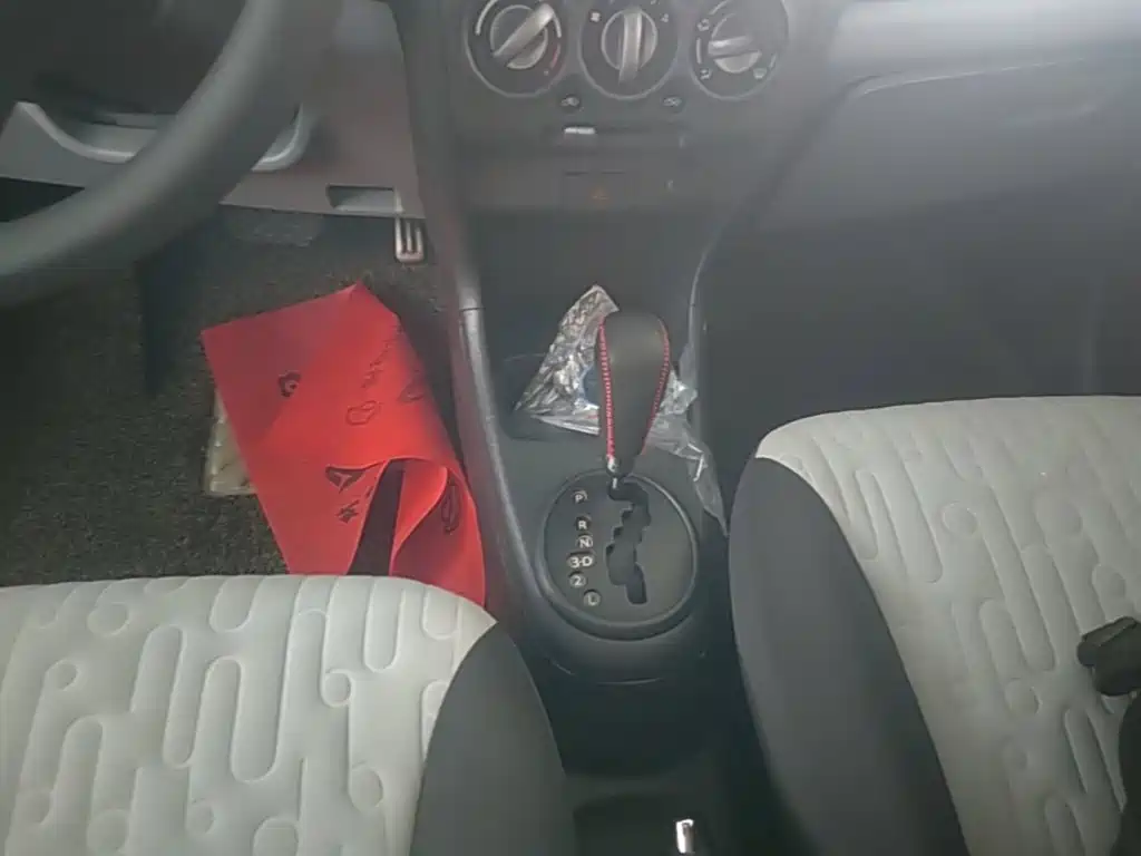 Suzuki Alto 2015 — фото 14