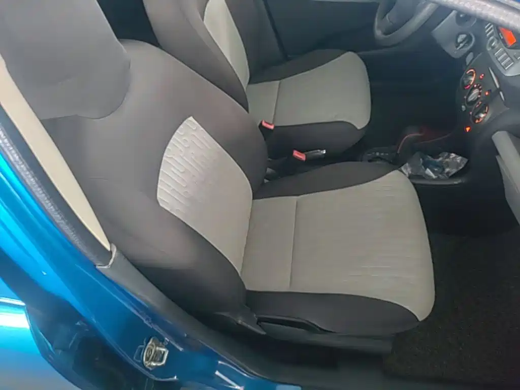 Suzuki Alto 2015 — фото 25