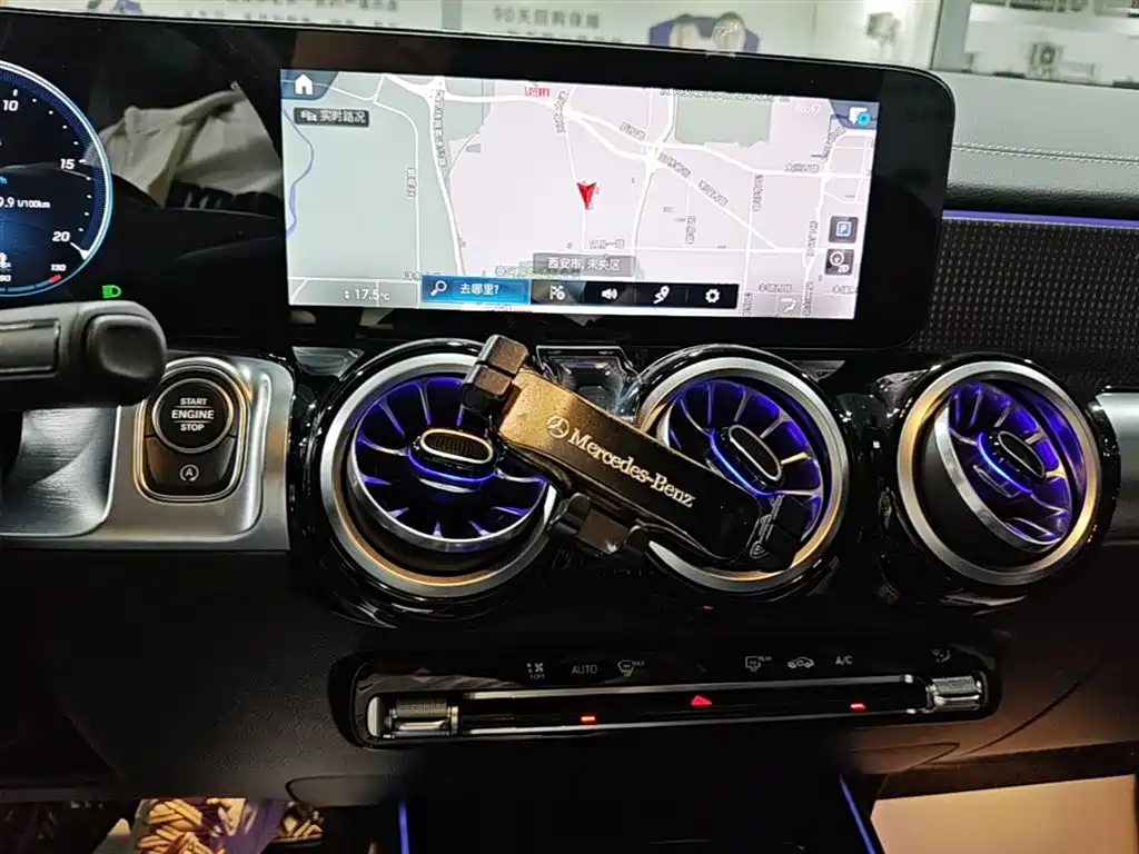 Mercedes-Benz GLB 2021 — фото 13