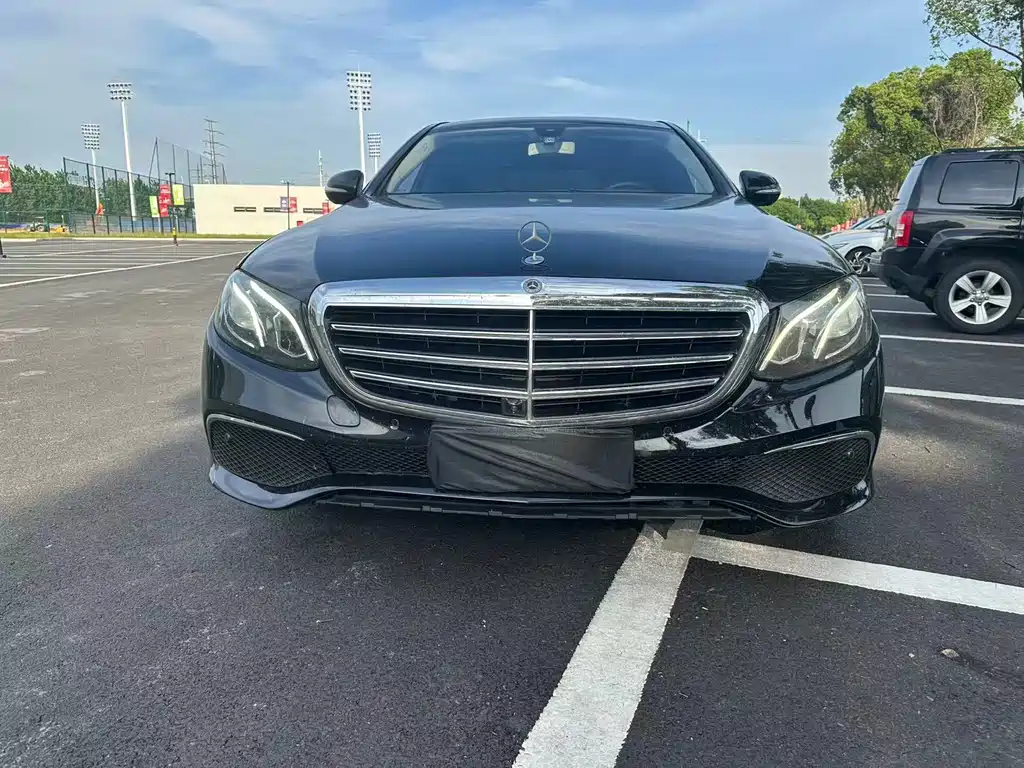 Mercedes-Benz E-Class 2019 — фото 2