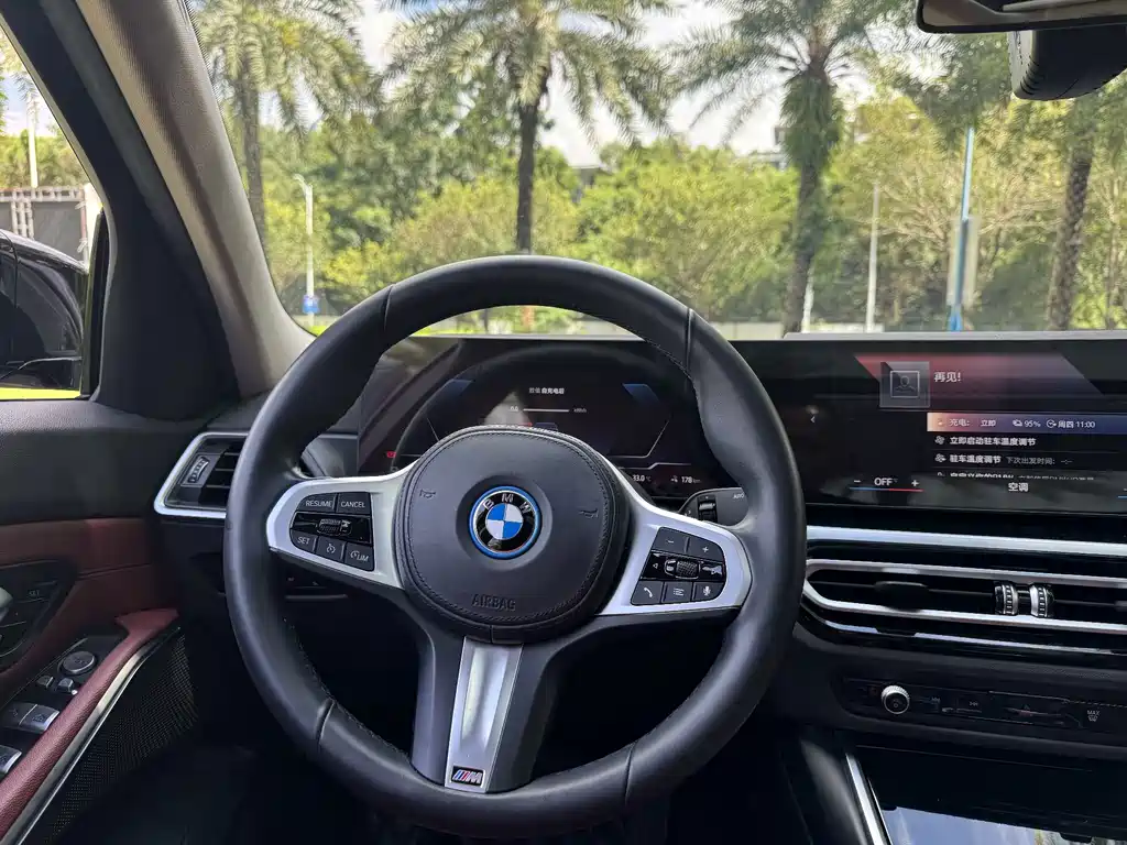 BMW i3 2023 — фото 9
