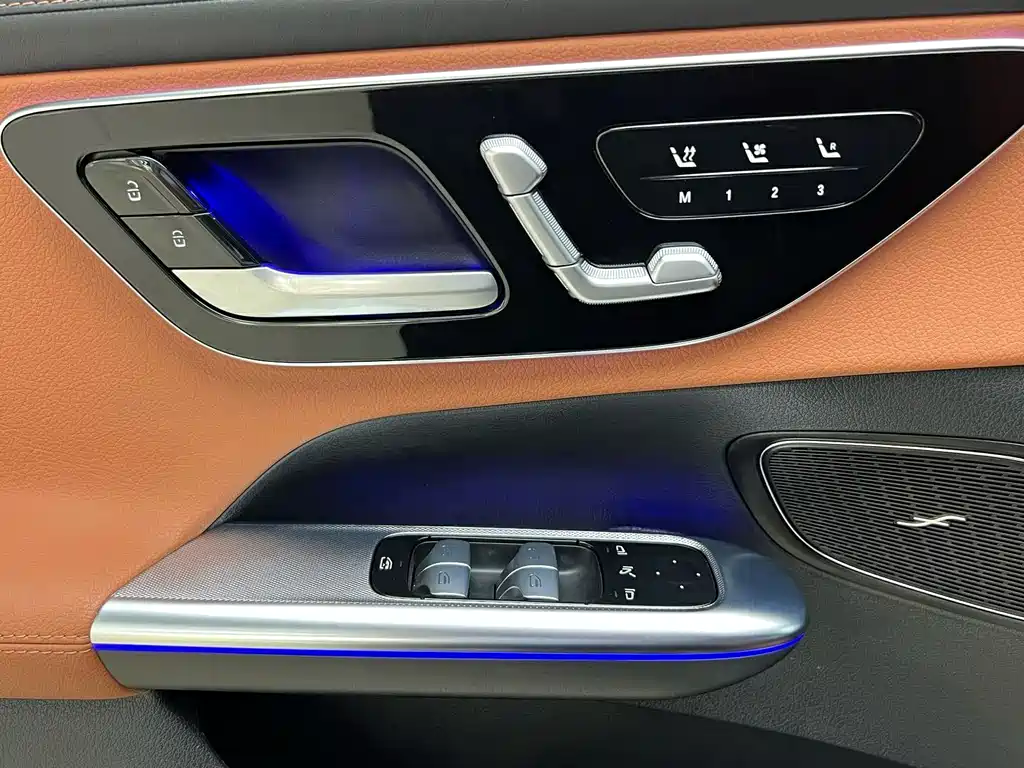 Mercedes-Benz GLC 2024 — фото 18