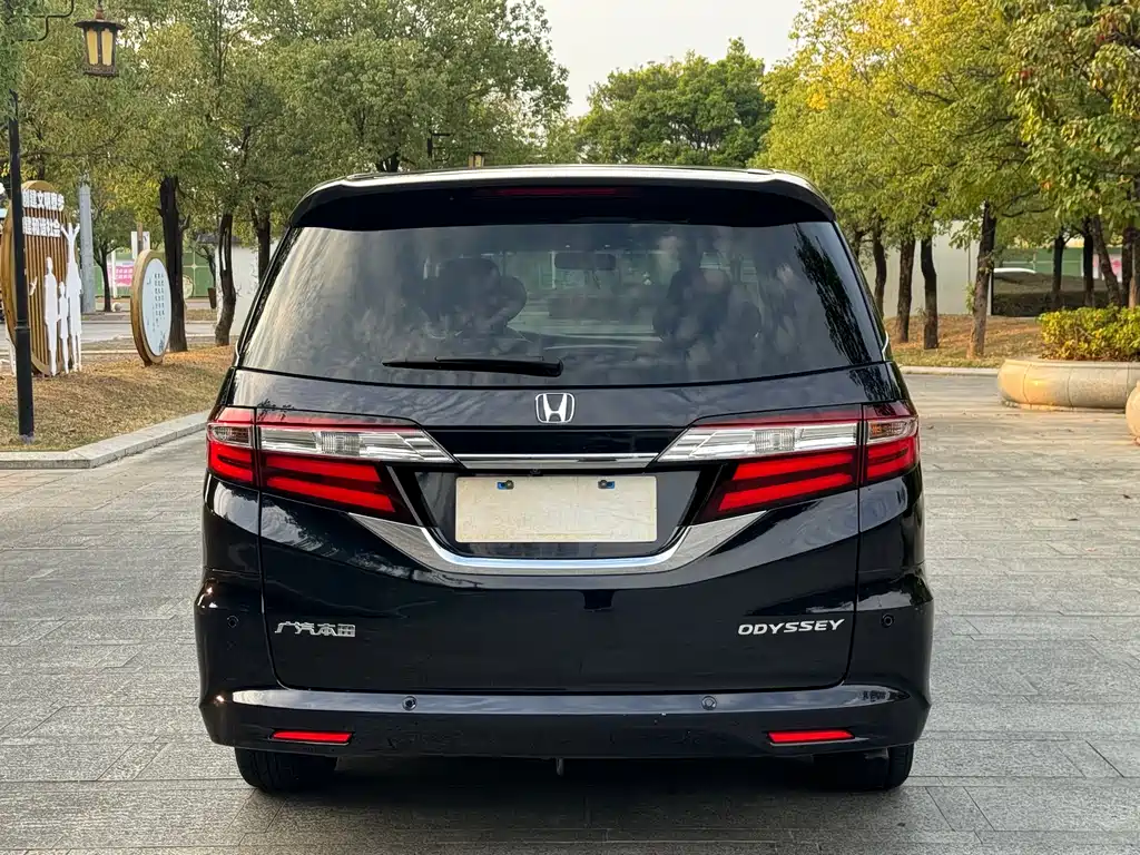 Honda Odyssey 2019 — фото 17