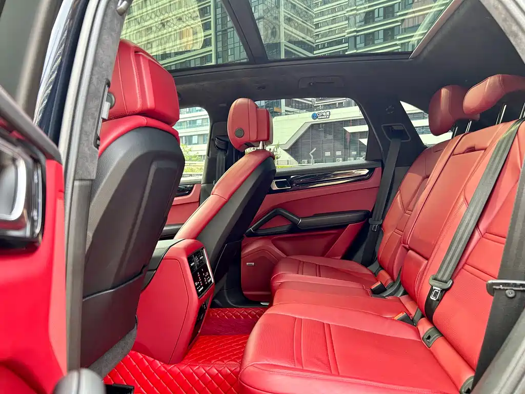 Porsche Cayenne 2022 — фото 10