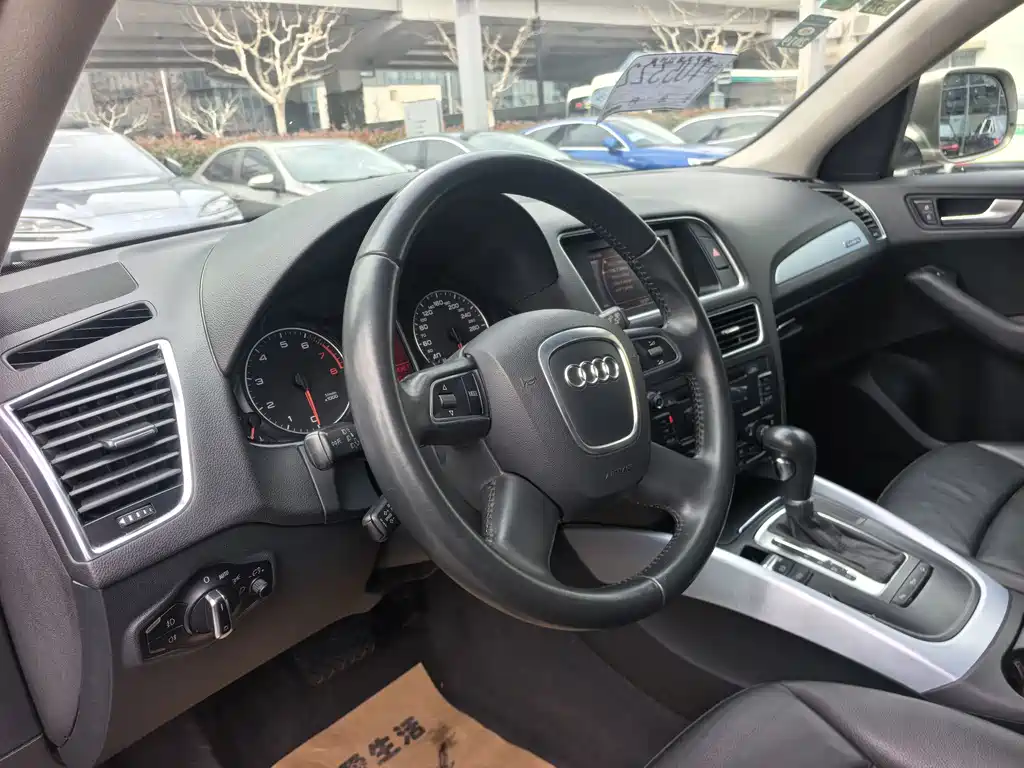 Audi Q5 2014 — фото 10