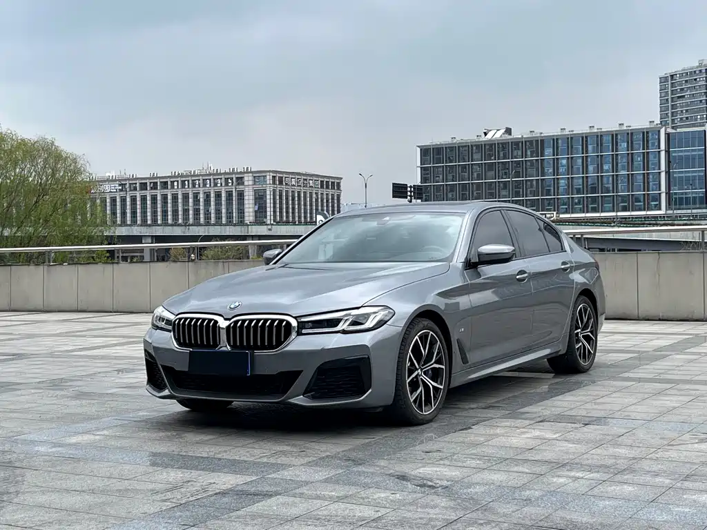 BMW 5 Series 2023
