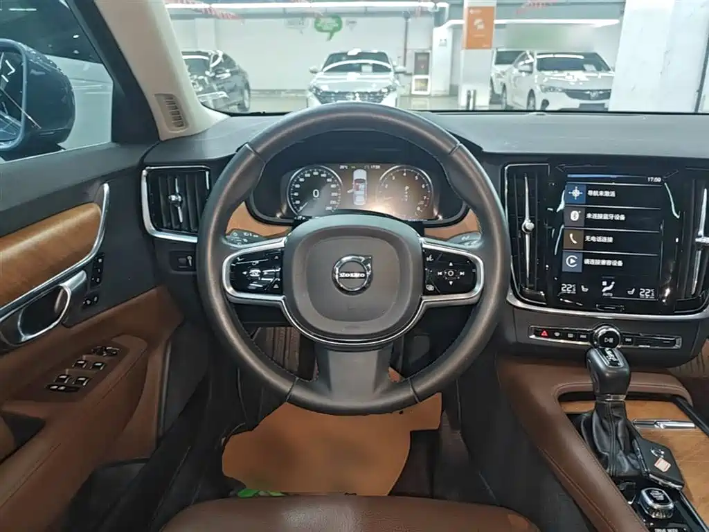 Volvo S90 2019 — фото 11