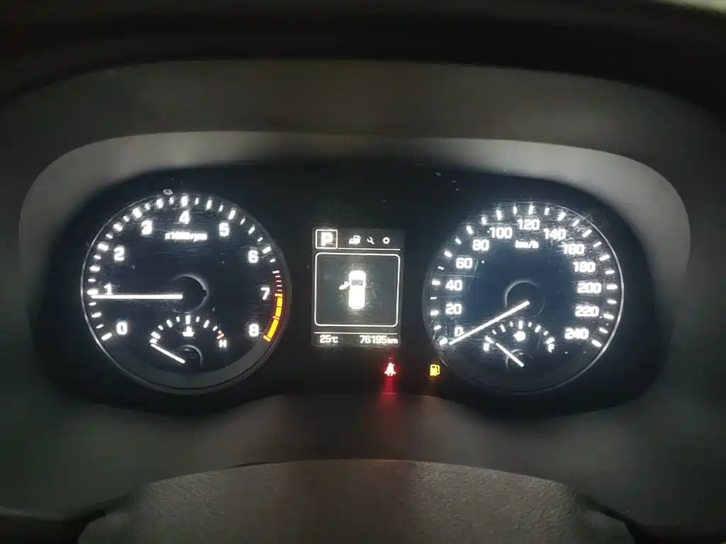 Hyundai Tucson 2018 — фото 12