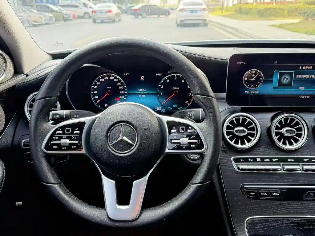 Mercedes-Benz C-Class 2019 — фото 8