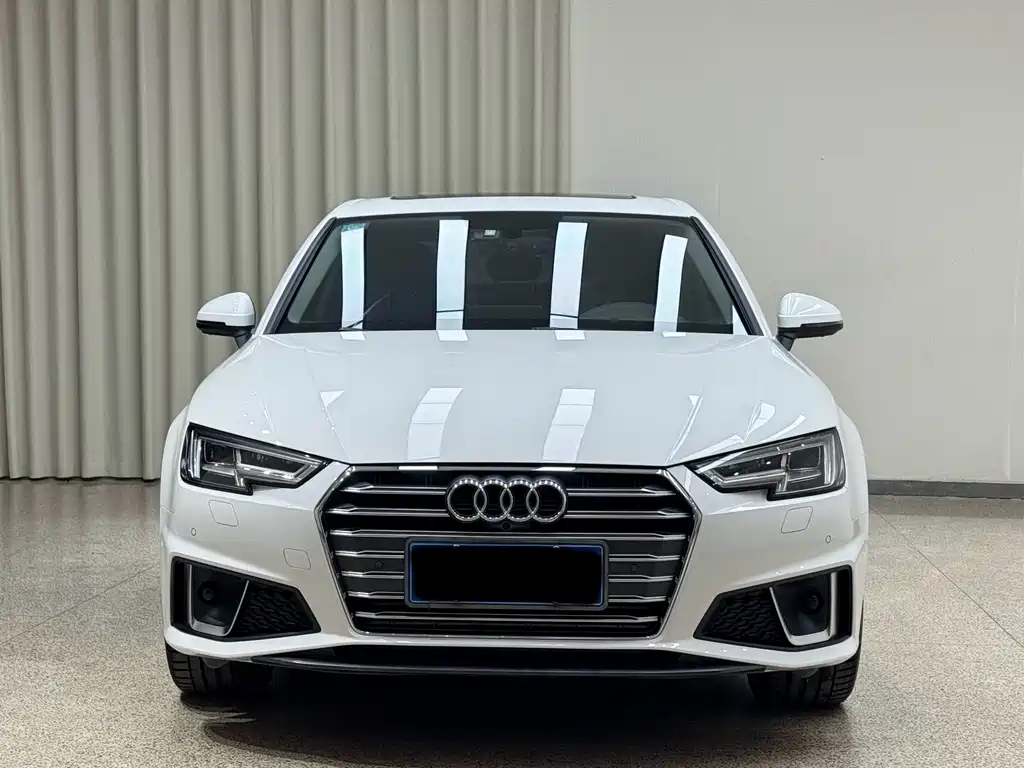 Audi A4L 2020 — фото 2