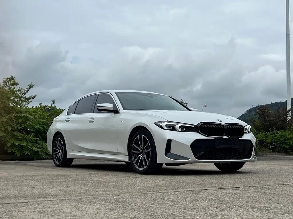 BMW 3 Series 2024