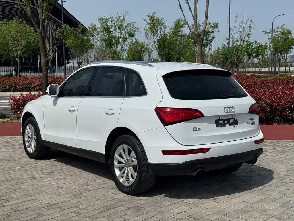 Audi Q5 2015 — фото 15