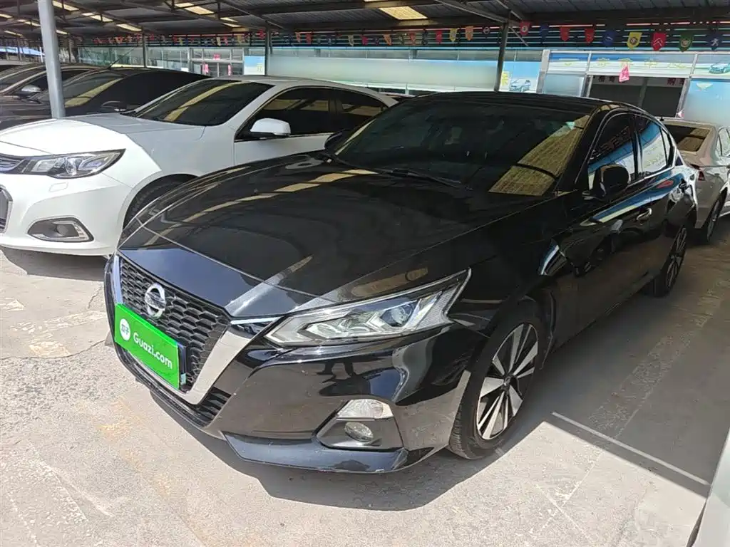 Nissan Teana 2021 — фото 1
