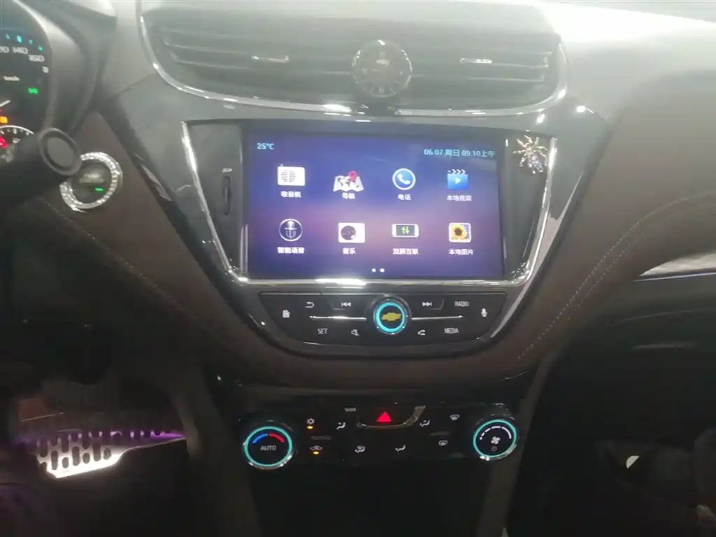 Chevrolet Malibu 2019 — фото 13
