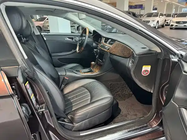 Mercedes-Benz CLS 2011