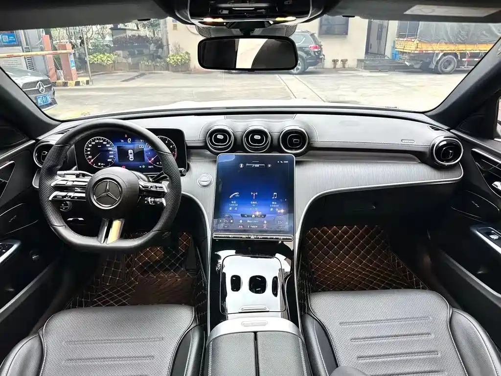 Mercedes-Benz C-Class 2022 — фото 6