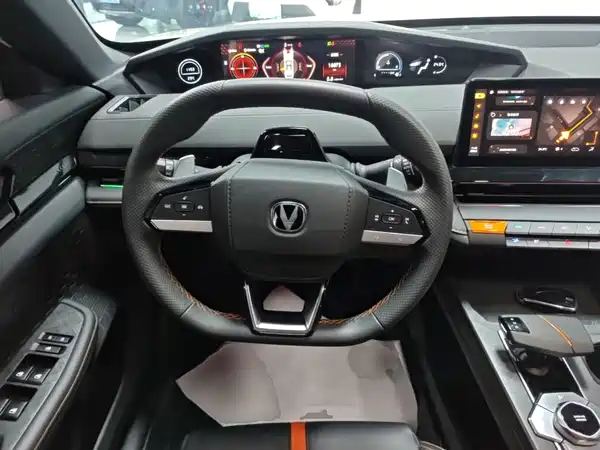 Changan UNI-V 2024