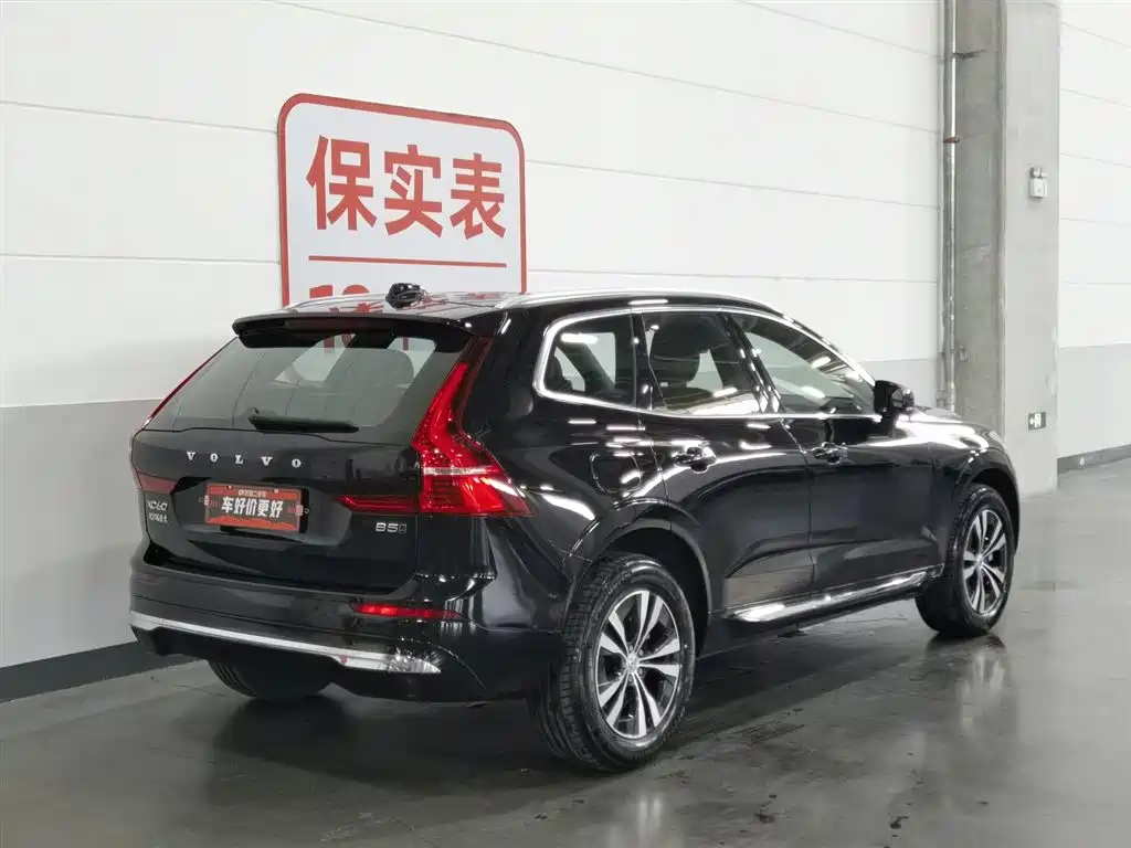 Volvo XC60 2024 — фото 2