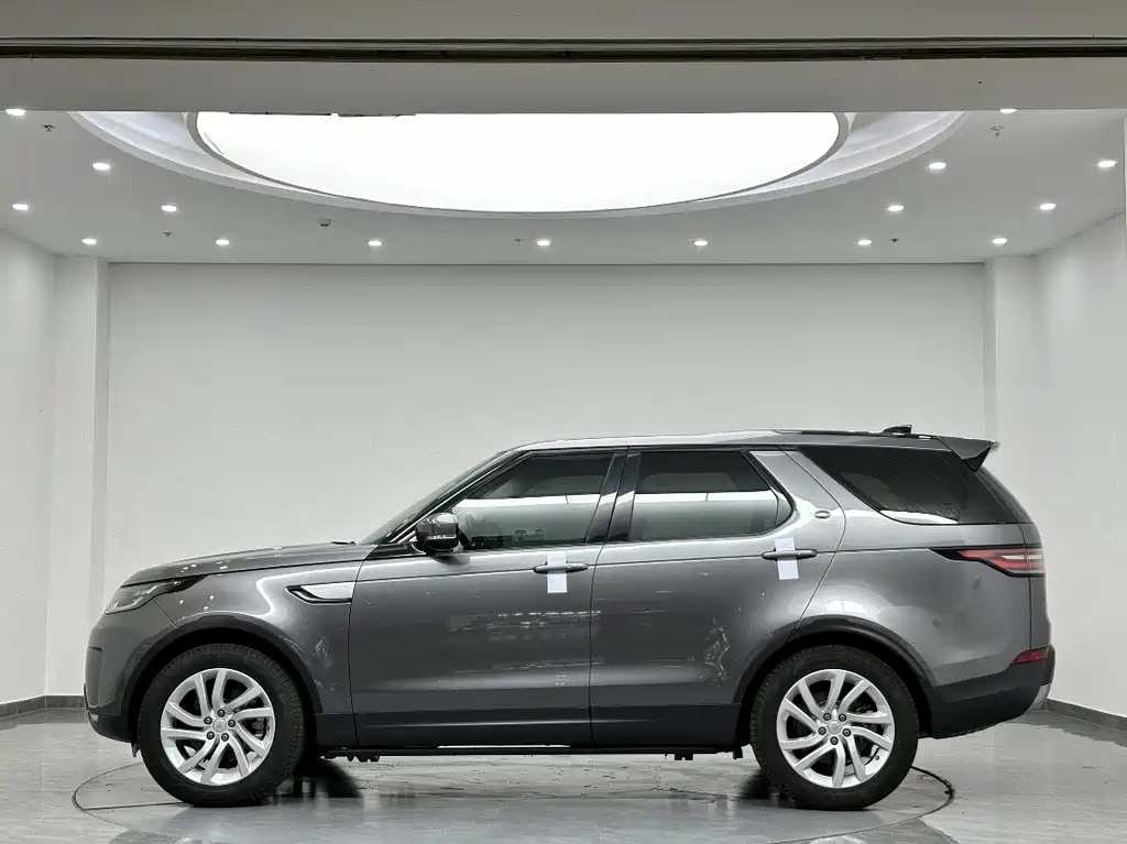 Land Rover Discovery 2018