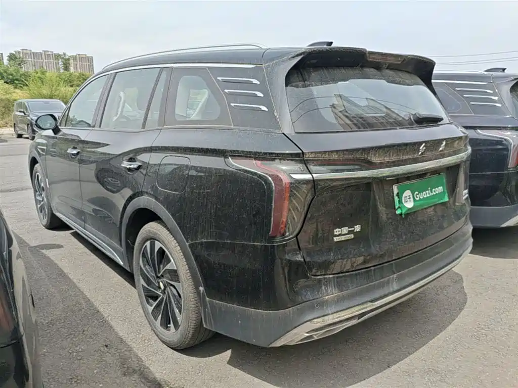 Hongqi HS7 PHEV 2024 — фото 5