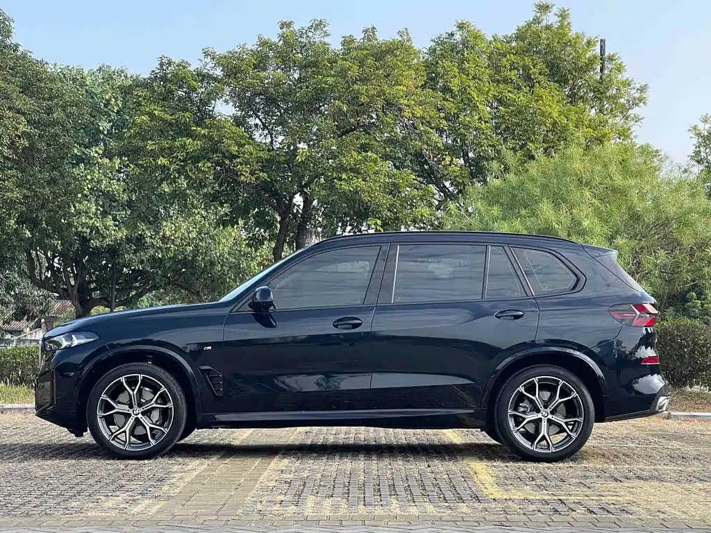 BMW X5 2024 — фото 17