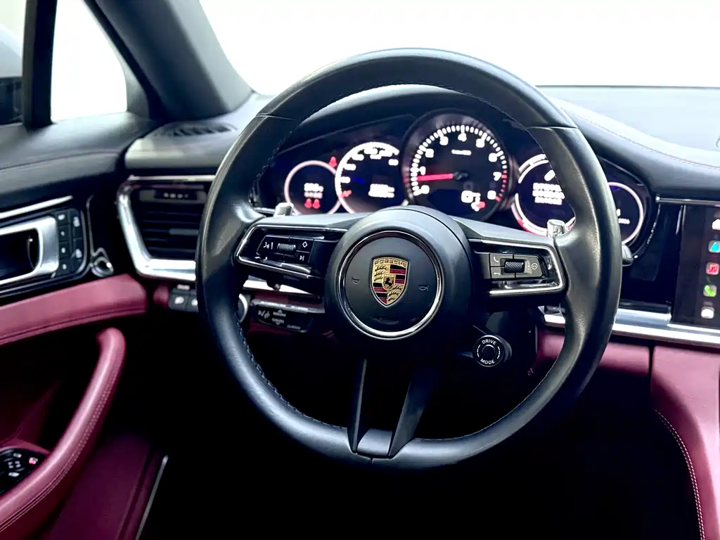 Porsche Panamera 2023 — фото 21