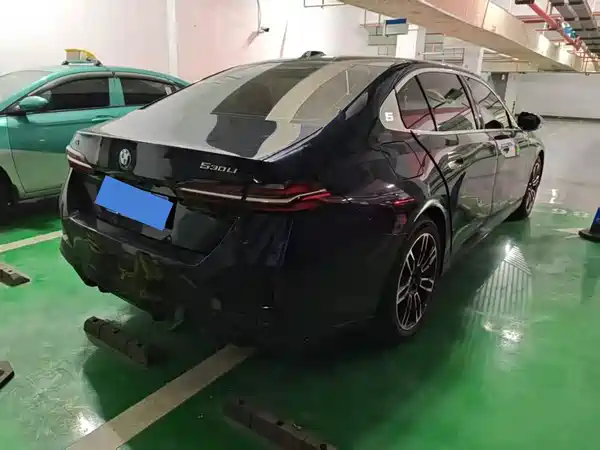BMW 5 Series 2025