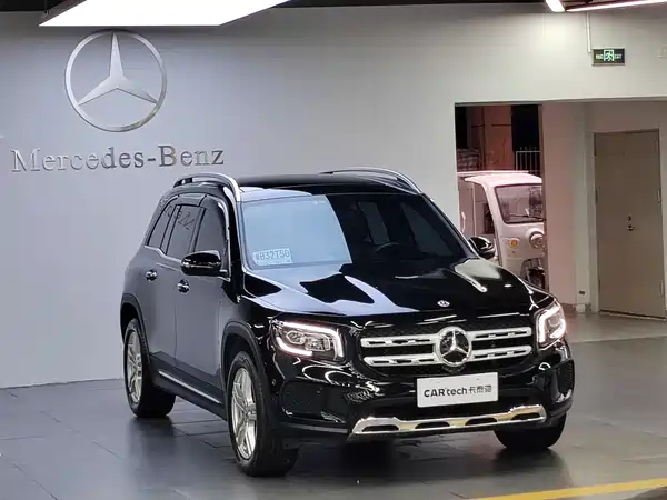 Mercedes-Benz GLB 2023