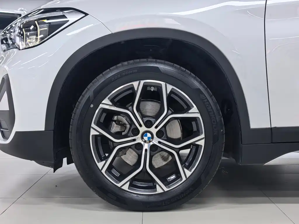 BMW X1 2022 — фото 7