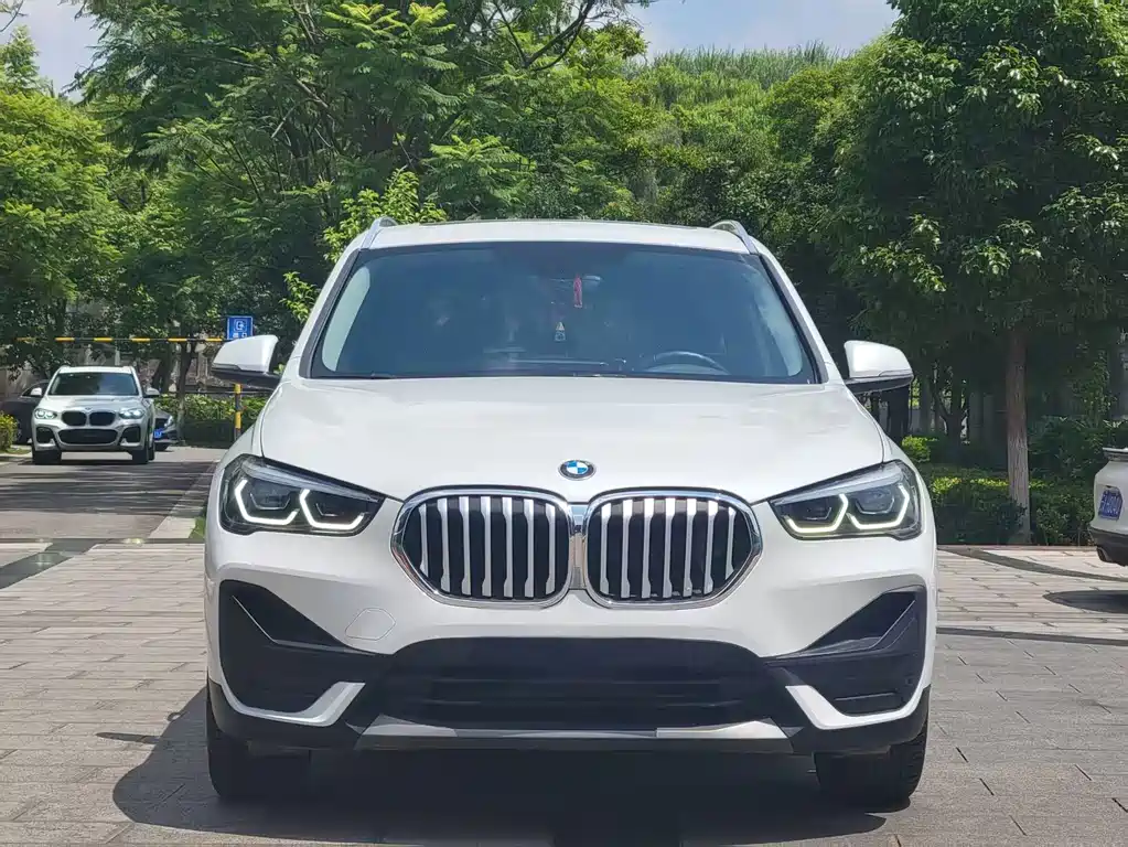 BMW X1 2021 — фото 2
