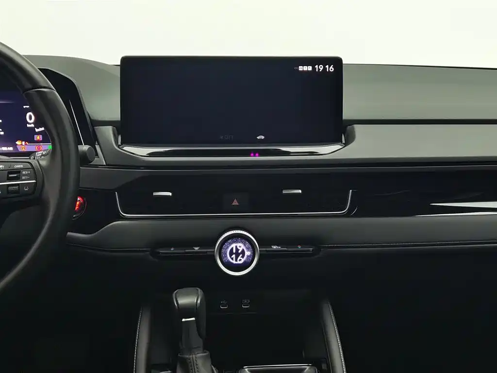 Honda Inspire 2024 — фото 12