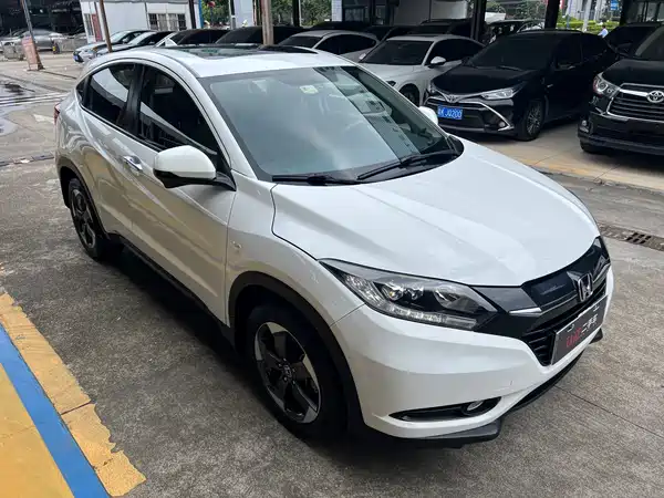 Honda Vezel 2017