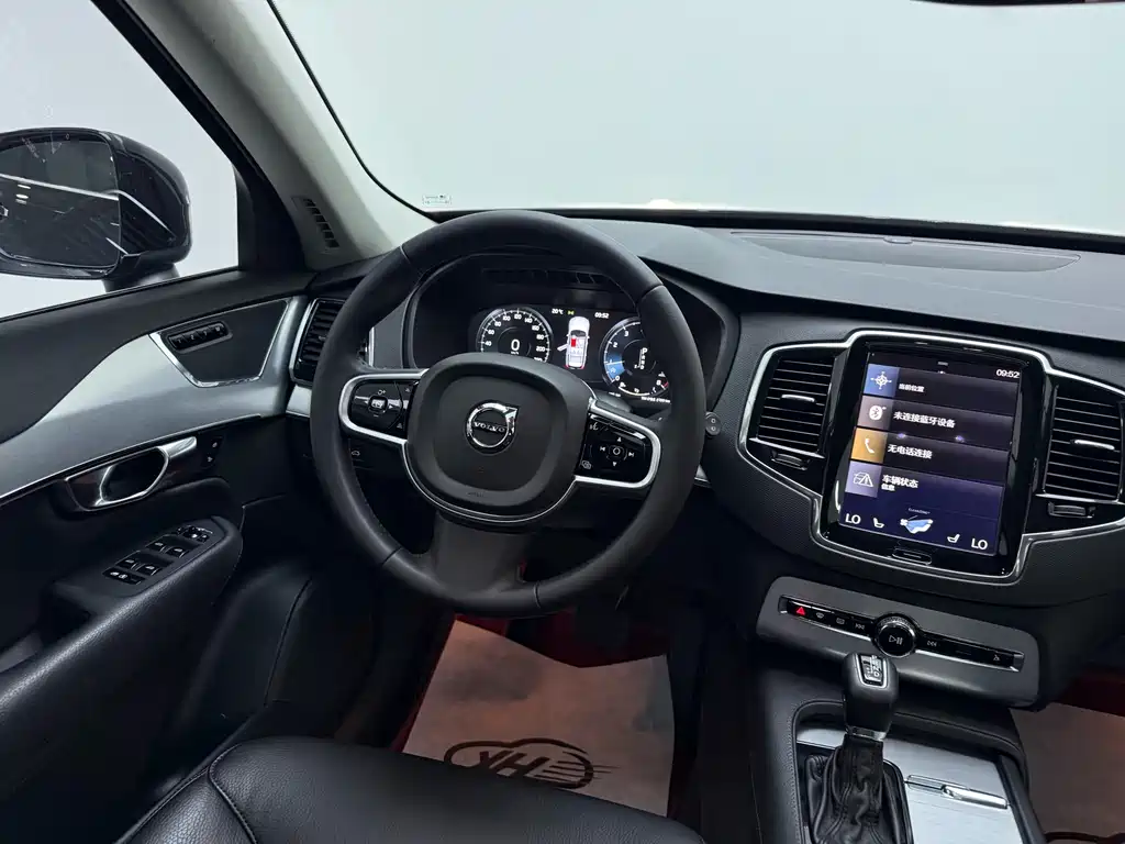 Volvo XC90 2017 — фото 10