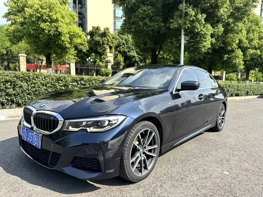 BMW 3 Series 2021 — фото 1