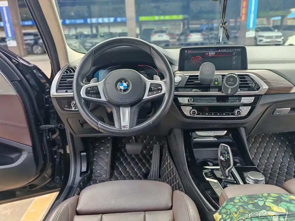BMW X3 2021 — фото 13