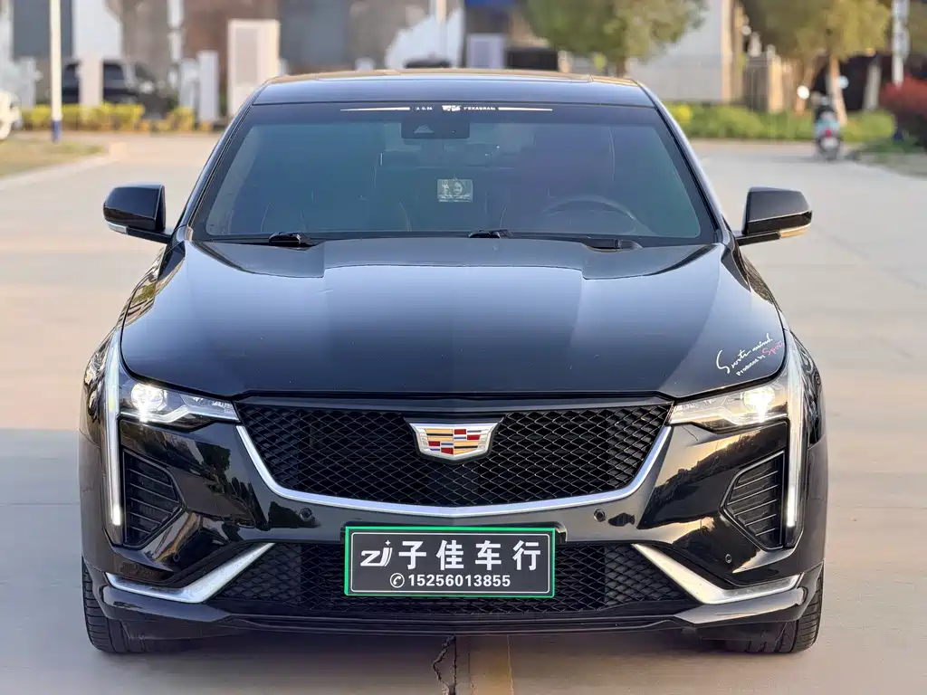 Cadillac CT4 2020 — фото 2