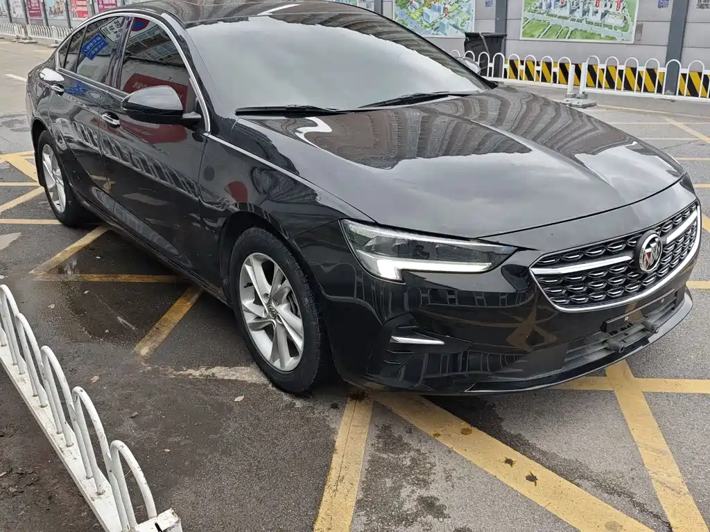 Buick Regal 2021