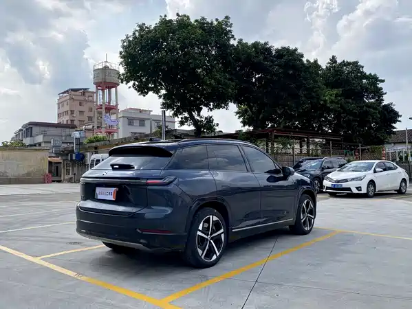 NIO ES7 2022