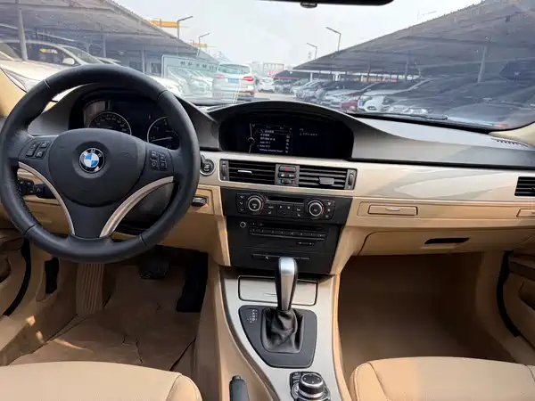 BMW 3 Series 2012