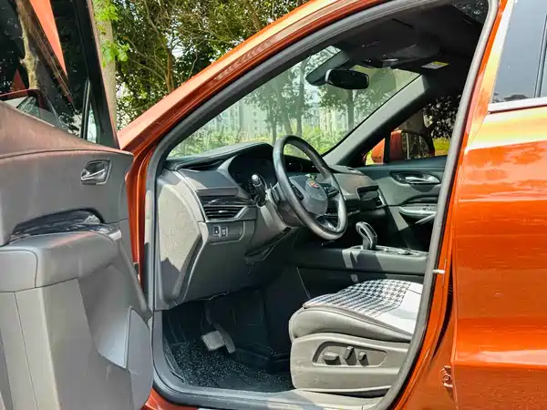 Cadillac XT4 2018