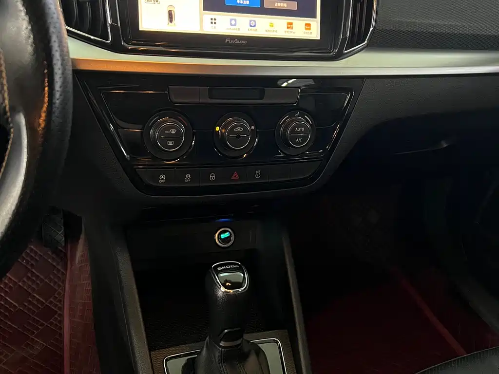 Skoda Kamiq 2023 — фото 13