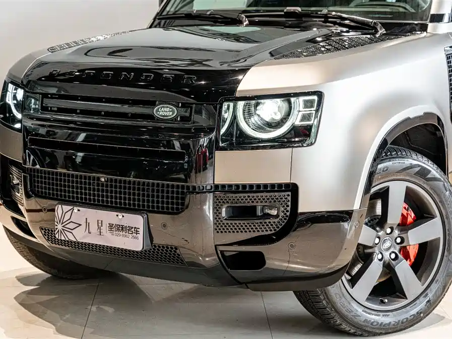 Land Rover Defender 2025 — фото 19