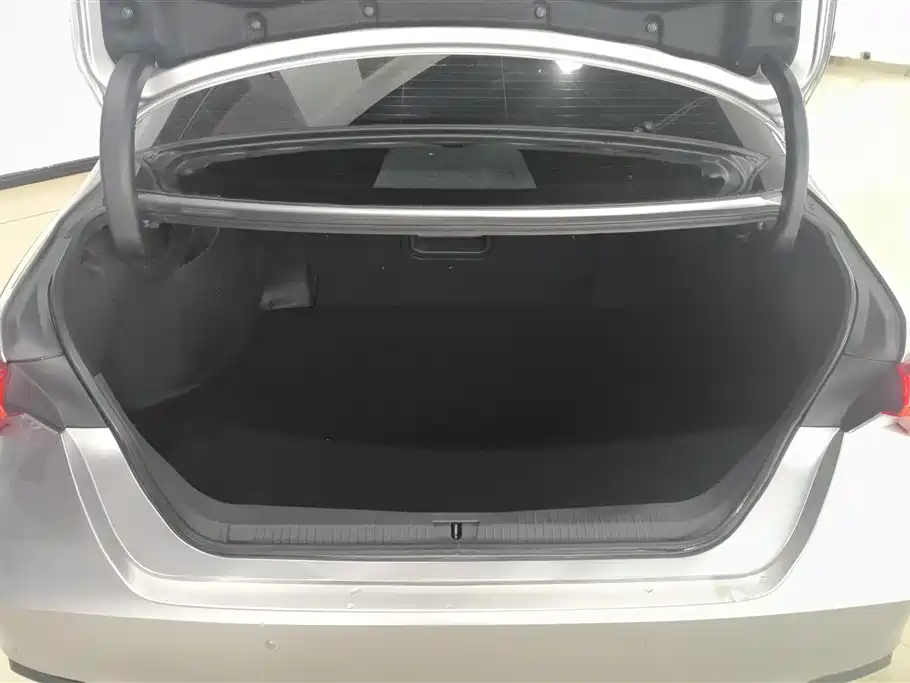 Toyota Avalon 2022 — фото 4