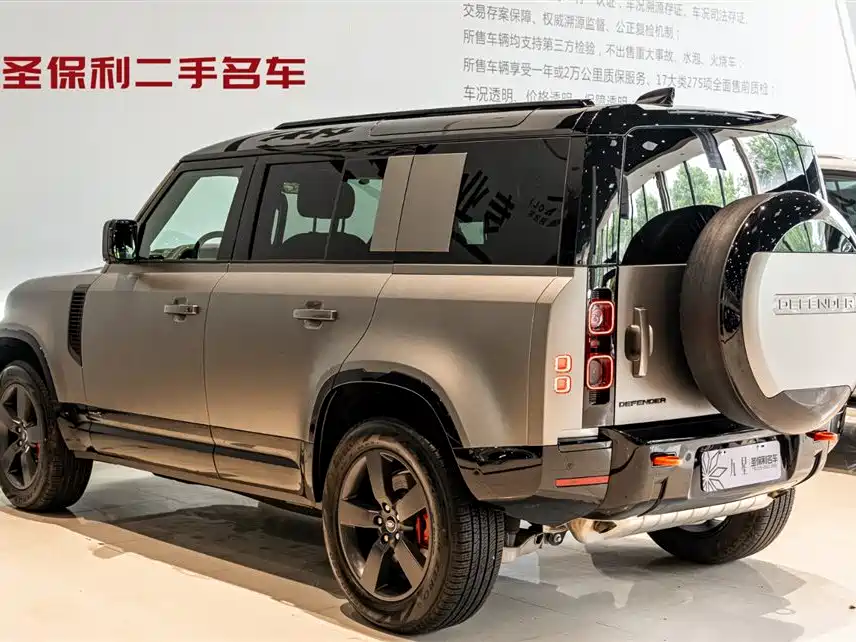 Land Rover Defender 2025 — фото 3