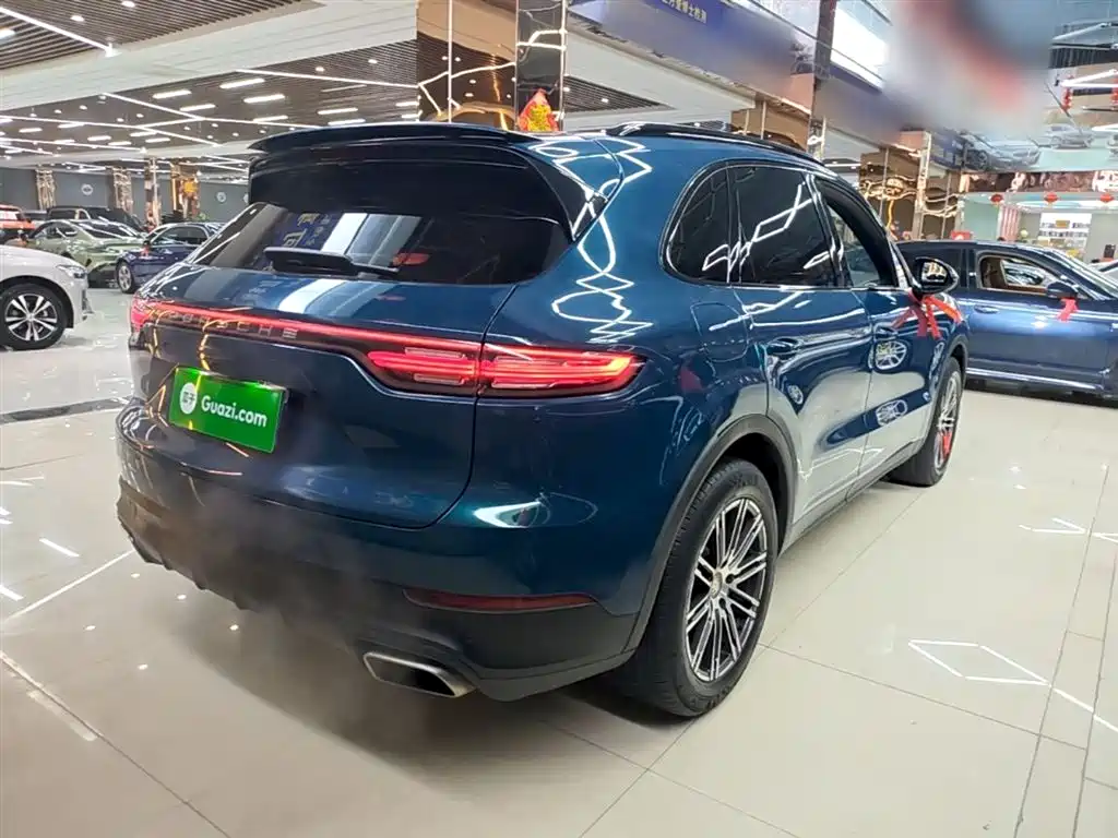 Porsche Cayenne Hybrid 2019 — фото 7
