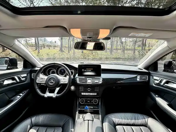 Mercedes-Benz CLS 2015