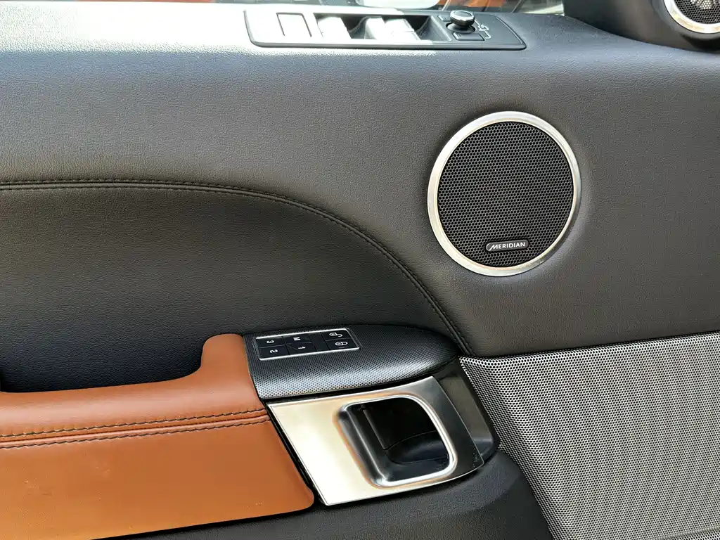 Land Rover Sport 2018 — фото 11